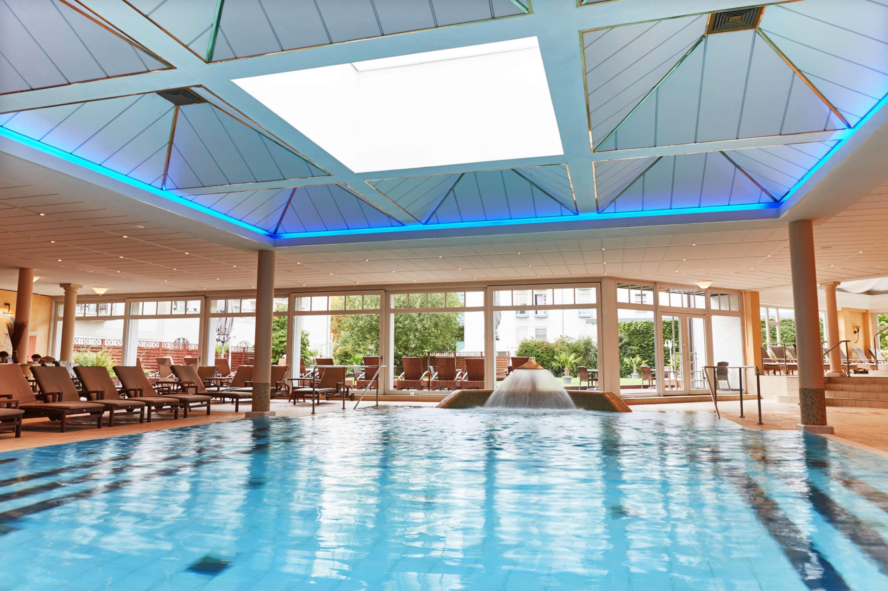 Steigenberger Hotel & Spa Bad Pyrmont Zewnętrze zdjęcie The indoor swimming pool