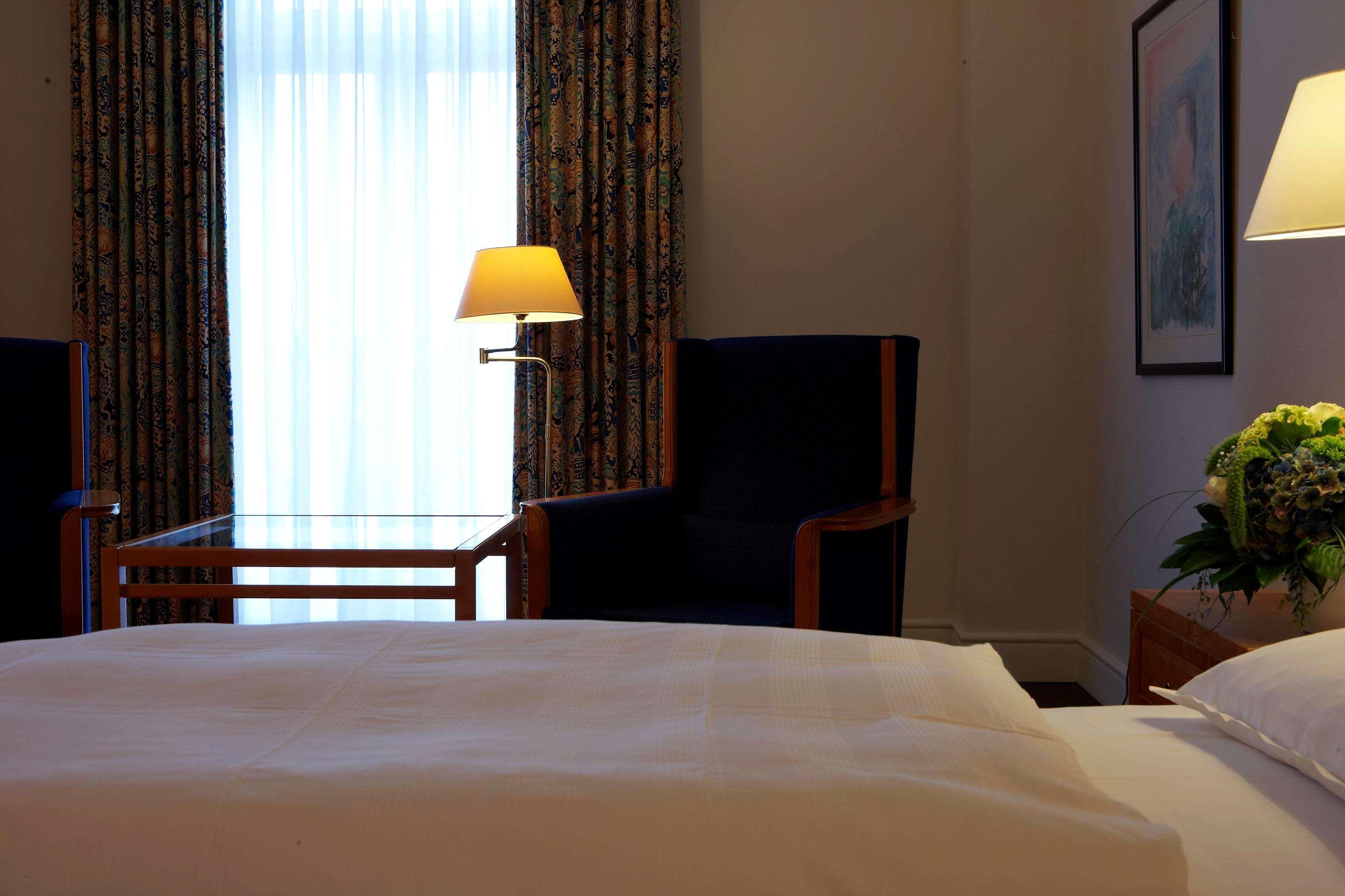 Steigenberger Hotel & Spa Bad Pyrmont Zewnętrze zdjęcie A room at the hotel